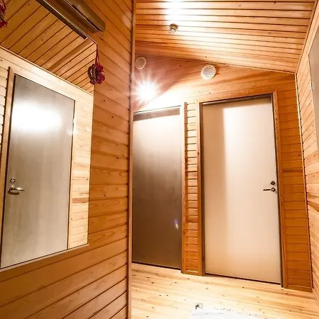 Wilderness Samperi Hotel Savukoski